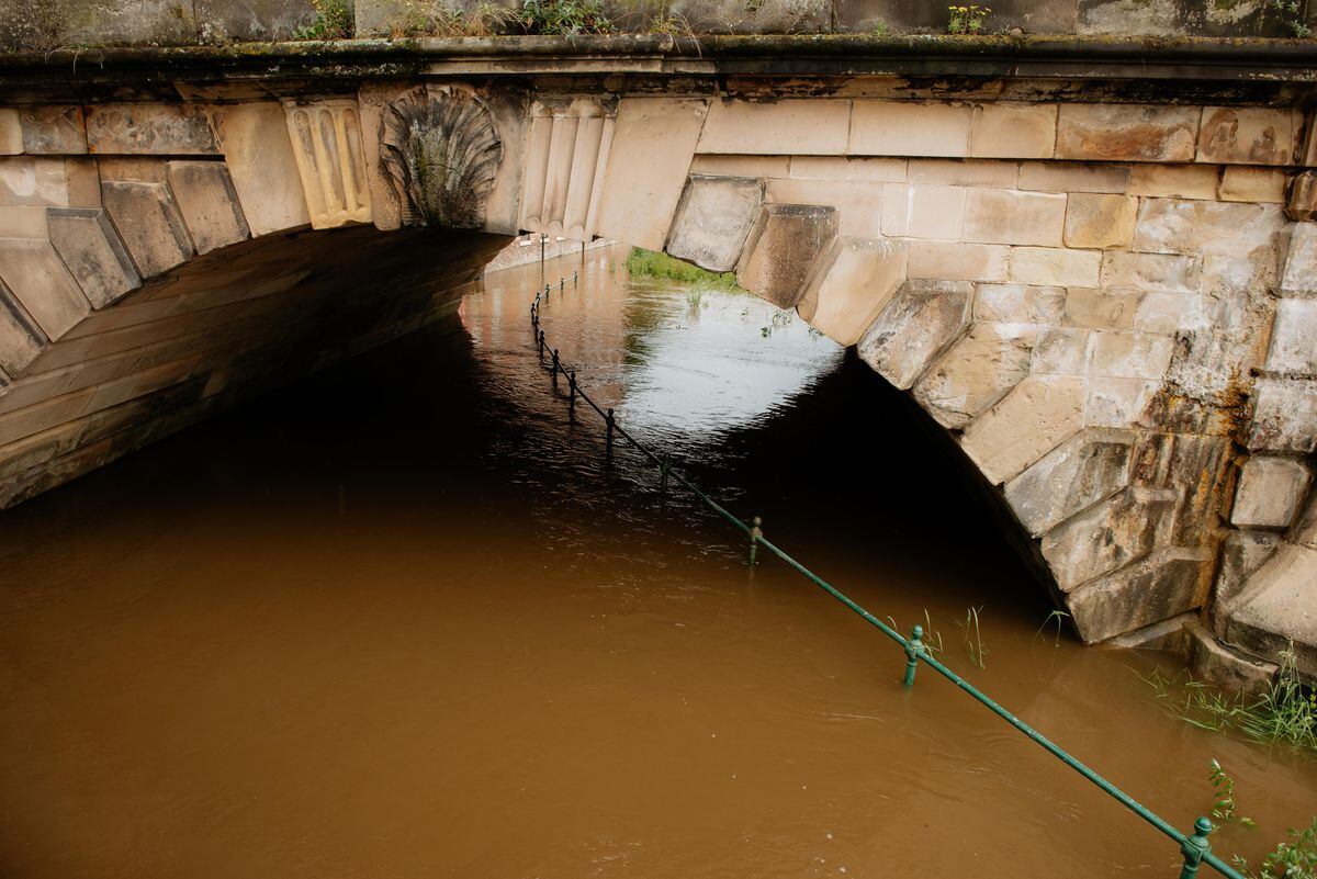 More Flood Barriers Going Up In Shropshire As River Levels Continue To