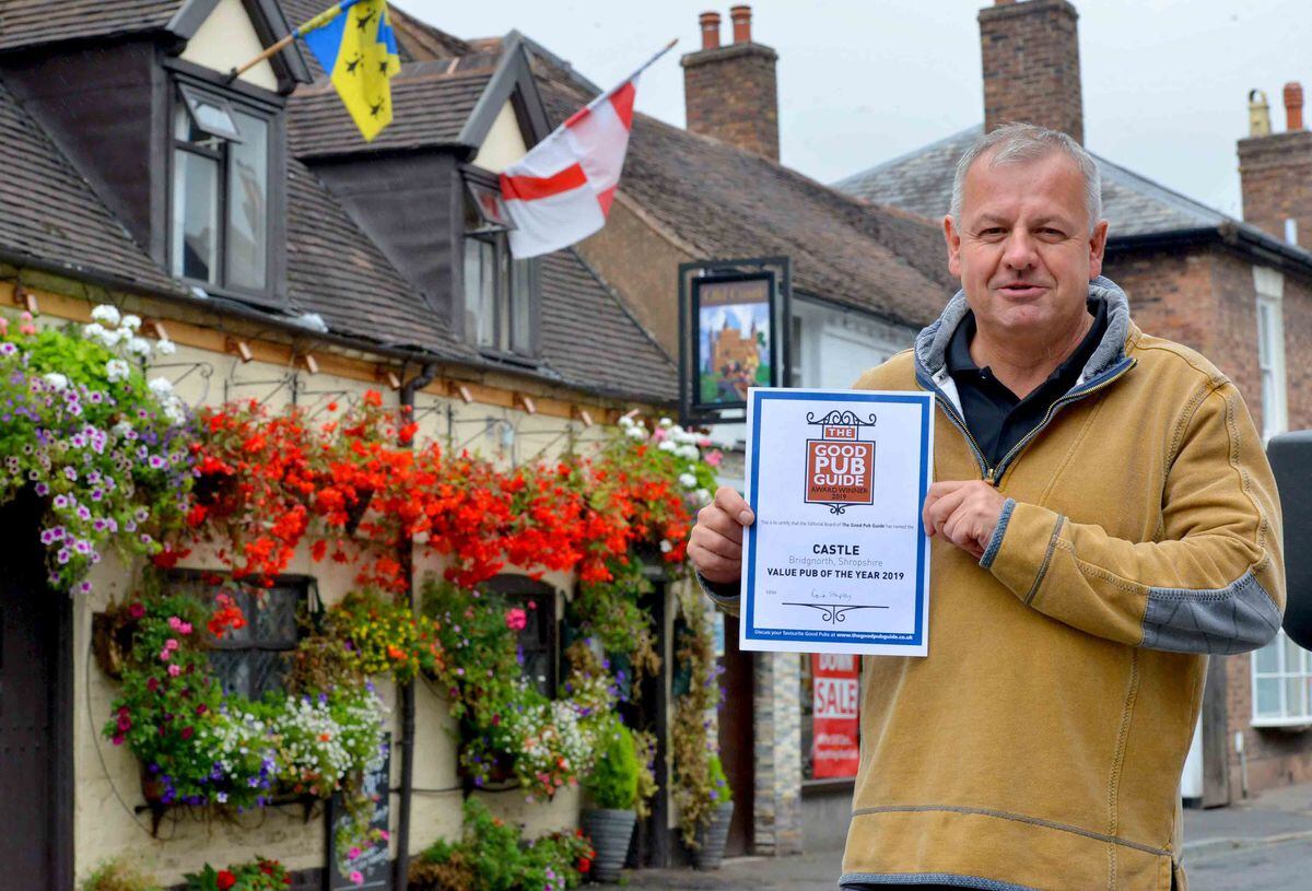 The Bridgnorth Pub Popular With Locals And Tourists From Afar That