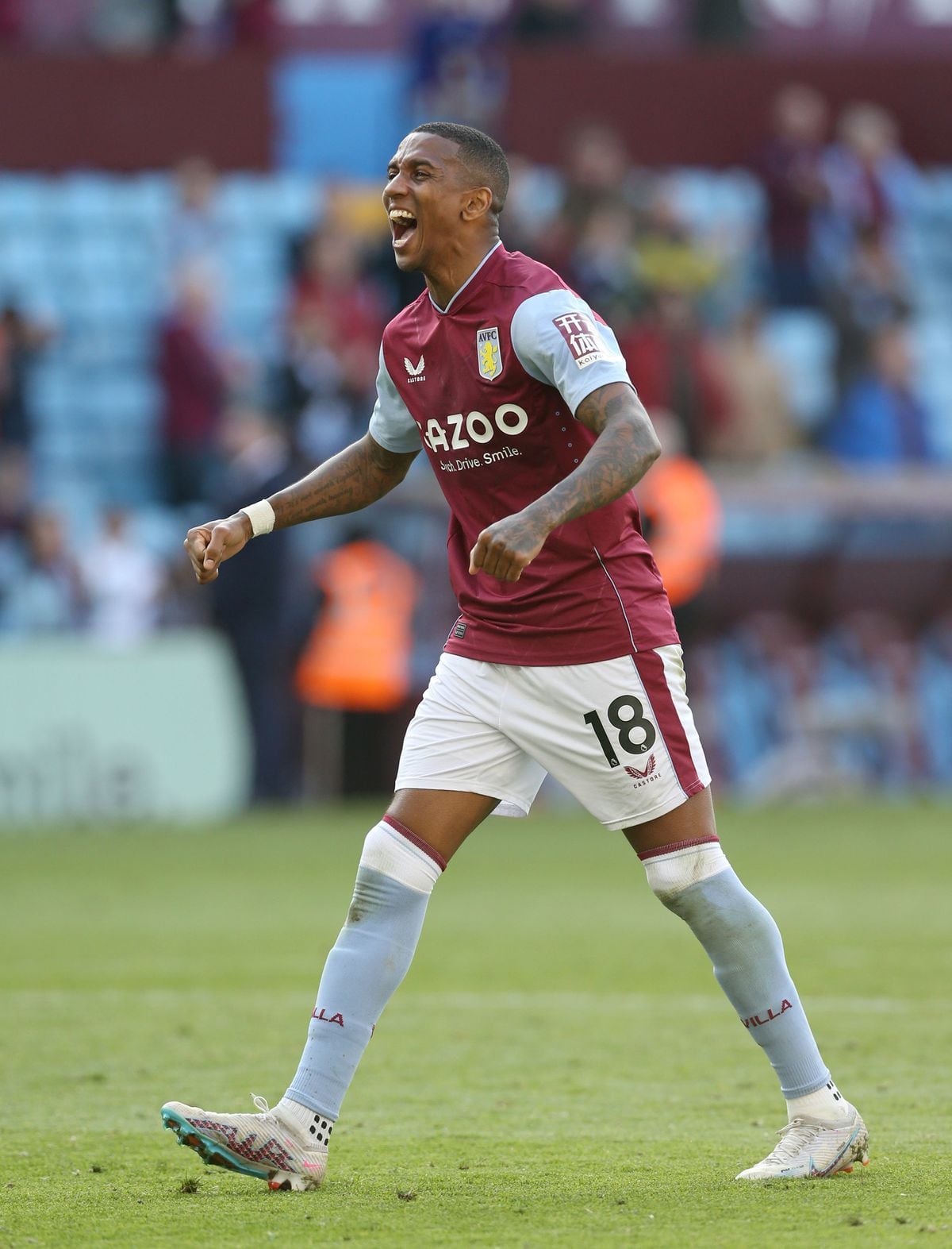 Ashley Young eyeing a new deal at Aston Villa | Shropshire Star