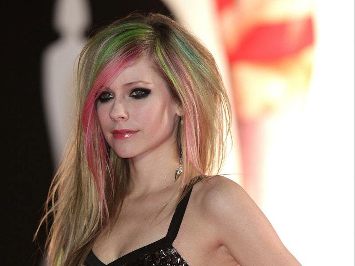 Avril Lavigne Releases First Song In Five Years Following Lyme Disease Battle Shropshire Star 