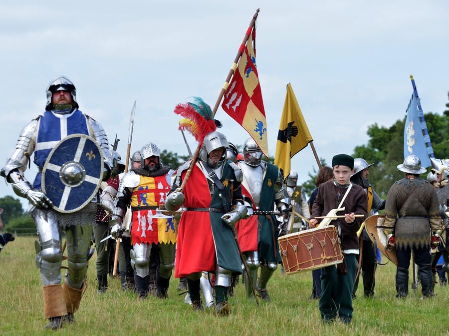 Battle stations as thousands flock to Shrewsbury historical re