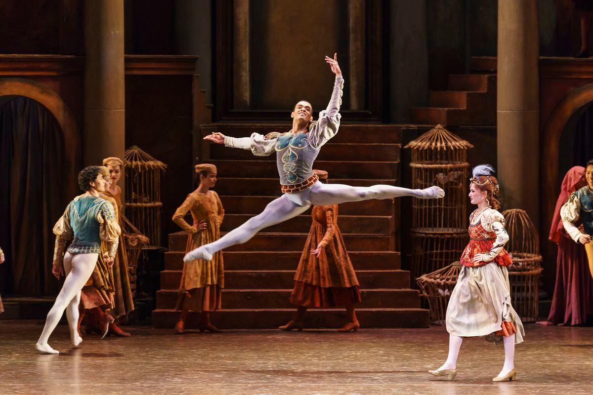 Birmingham Royal Ballet's Romeo and Juliet, Birmingham Hippodrome ...