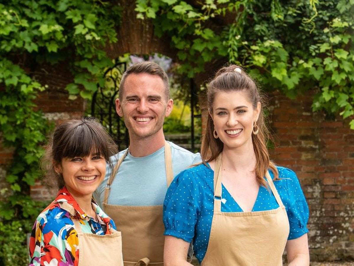 Winner Of The Great British Bake Off Crowned After Tearful Final ...