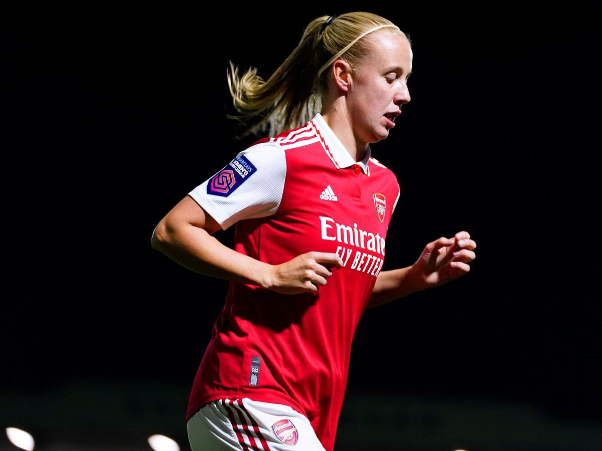 Beth Mead: England and Arsenal star out with ACL injury and could