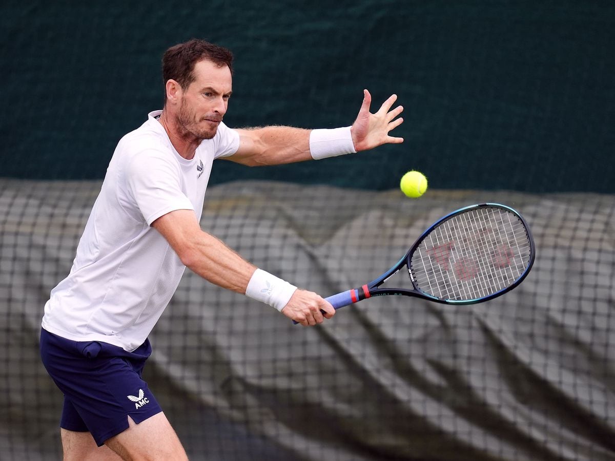 Andy Murray leaves Wimbledon decision to the last minute