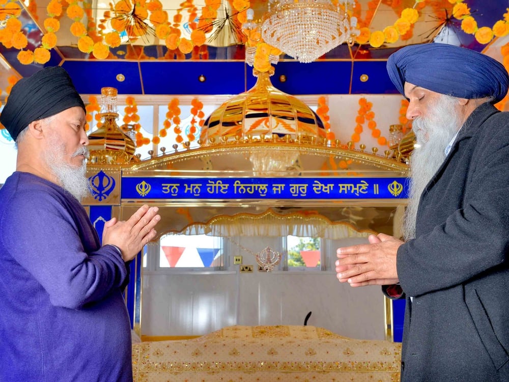 Sikh Kuri Kirpan Walk Hot Sex - How Telford Opened Its Arms To The Sikh Community | Sikh News Express