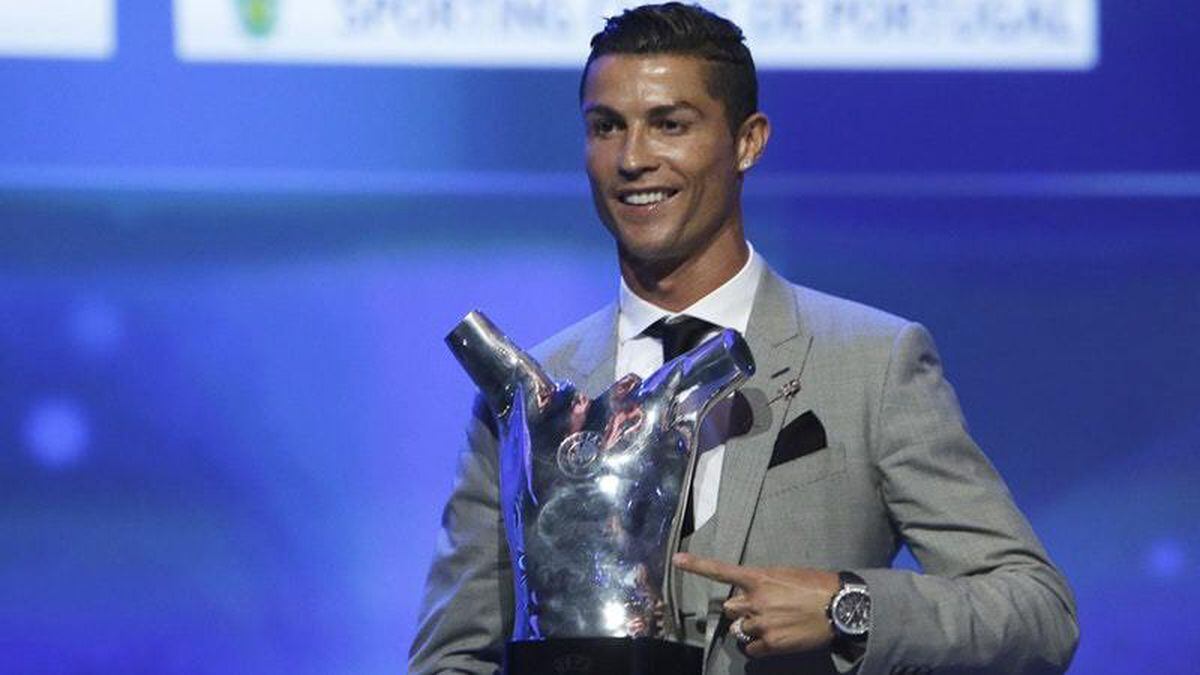 Real Madrid’s Cristiano Ronaldo given UEFA player award | Shropshire Star