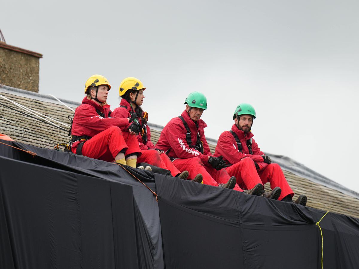 Greenpeace Activists End Hours-long Protest Against Oil ‘frenzy’ On ...