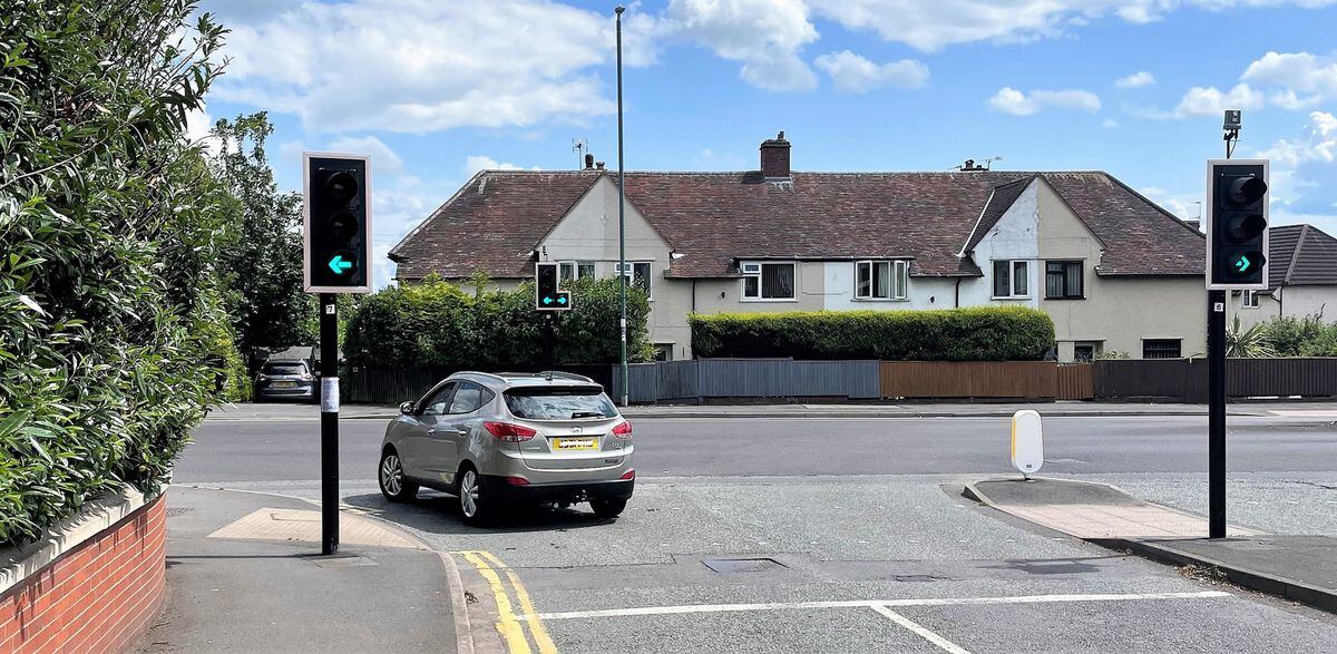 Light-controlled crossing at busy Shrewsbury supermarket road junction ...