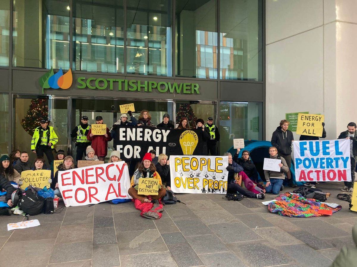 activists-protest-in-british-museum-and-scottish-power-over-rising