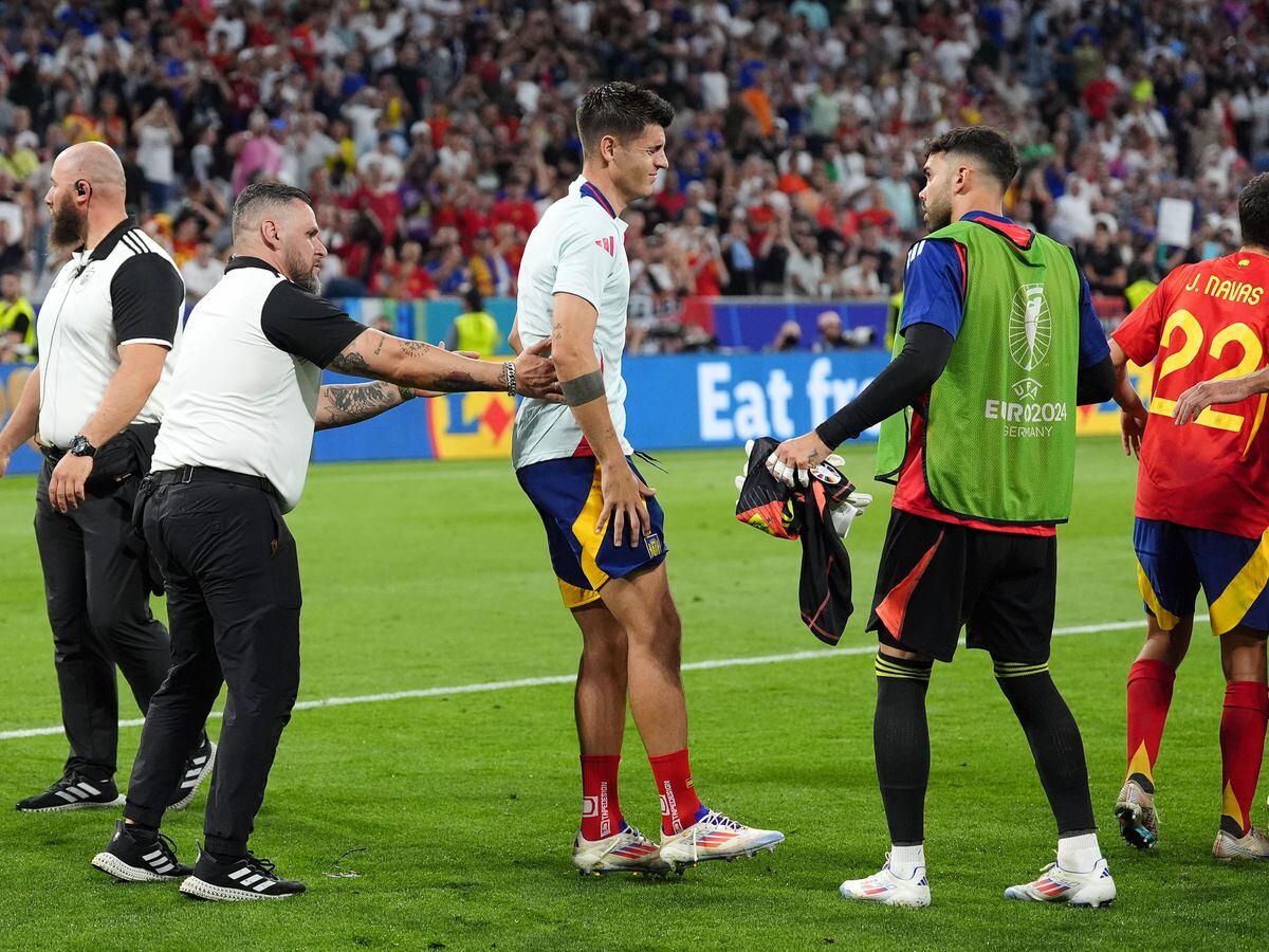 Spain hopeful over Alvaro Morata fitness after collision with security staff