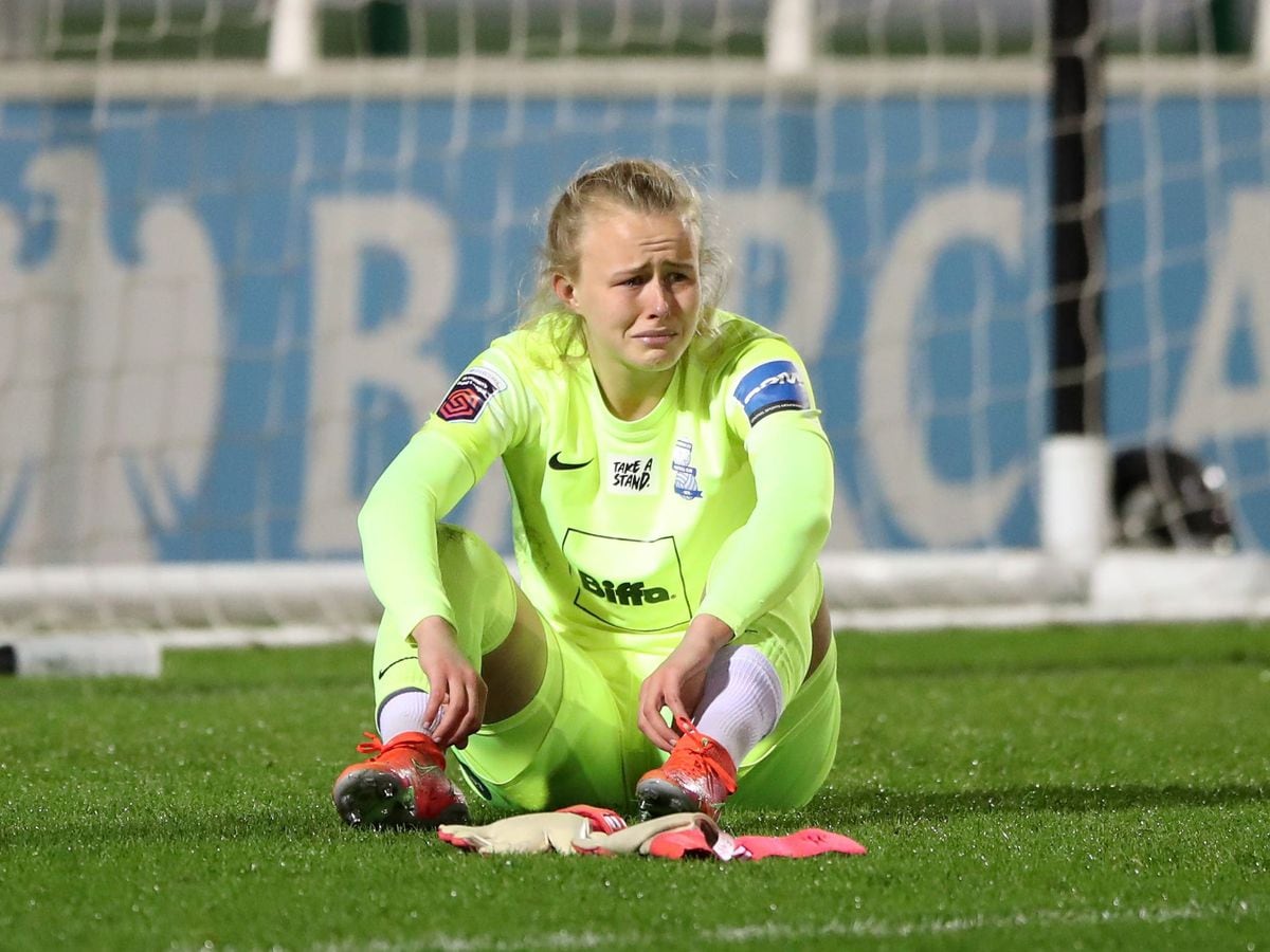 Hege Riise keeps Hannah Hampton in mind and tells the keeper to keep ...