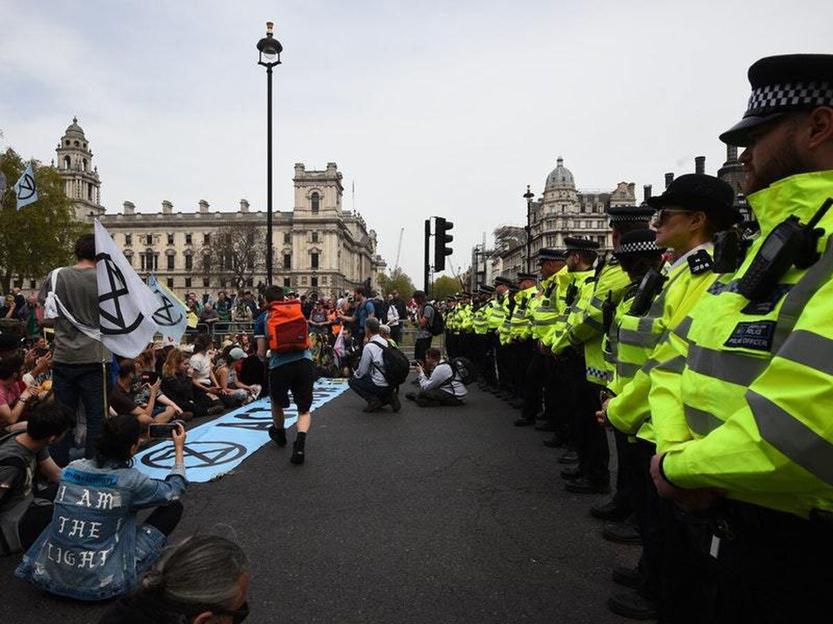 Climate protesters target Parliament as politicians return after Easter