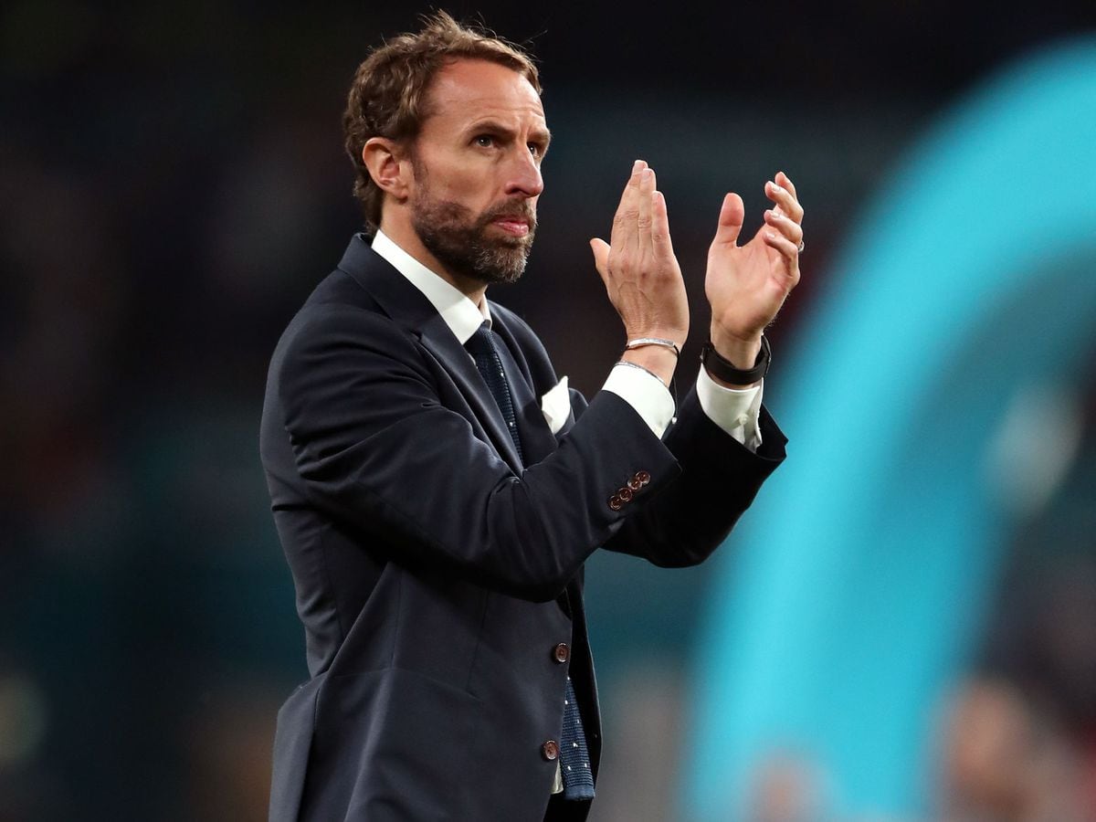 Gareth Southgate signs new contract as England manager to 2024