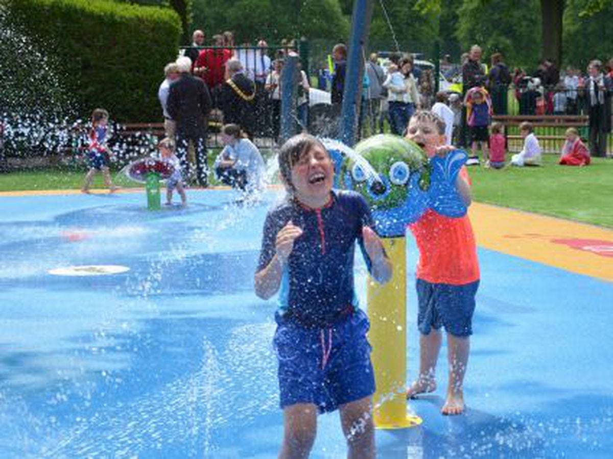 top-summer-holiday-family-days-out-for-10-or-less-in-shropshire-and