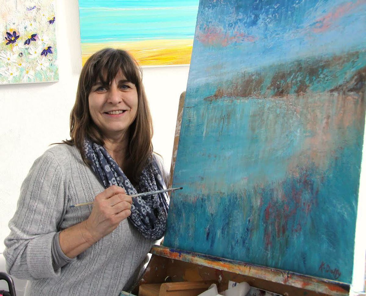 Artist opens studio in market hall | Shropshire Star