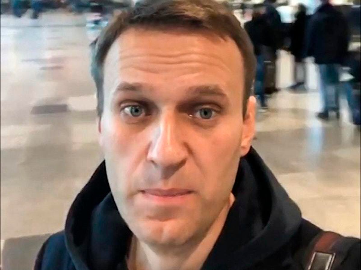 Russian Opposition Leader Navalny Allowed To Leave Russia Shropshire Star 3057