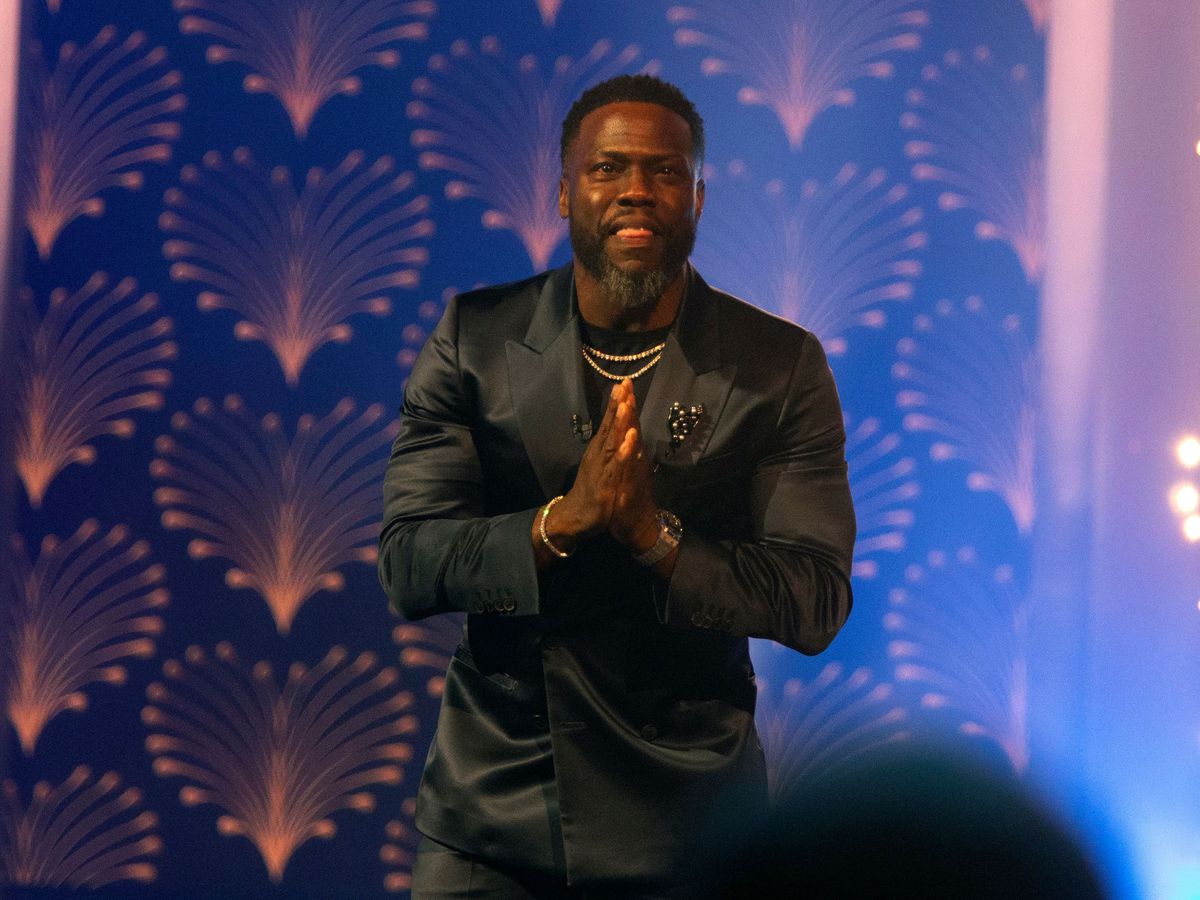 Comedian Kevin Hart honoured with the Mark Twain Prize for American