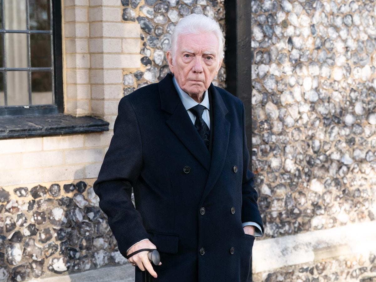 British actor Alan Ford joins EastEnders as estranged father of Billy ...