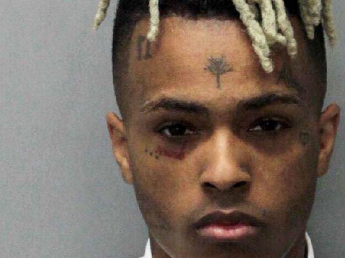 Xxxtentacion S Mother Shares A Picture Of The Rapper S Tomb