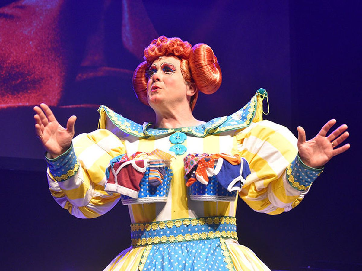 There Is Nothin' Like a Dame' at Theatre Britain's panto