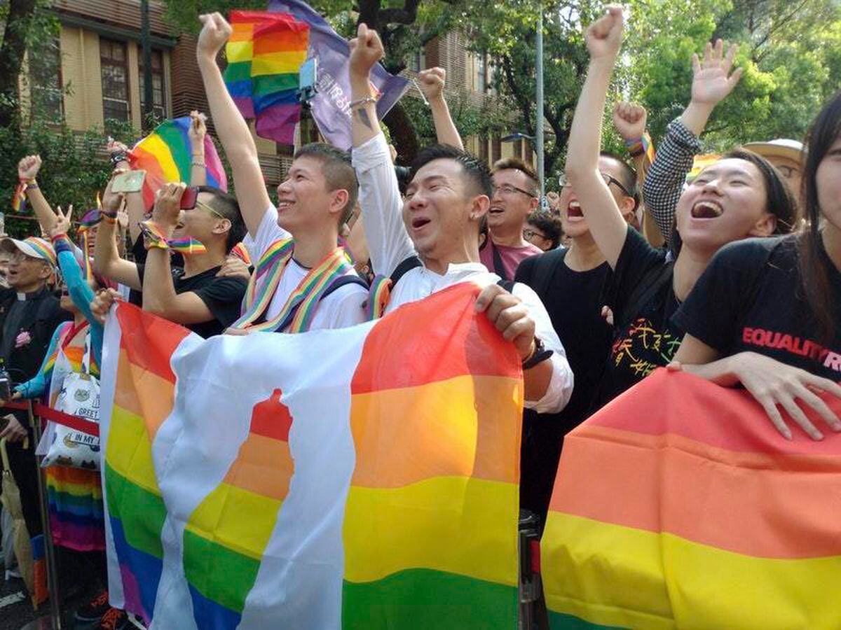Taiwan Becomes First Asian Nation To Approve Same Sex Marriage Shropshire Star 3183