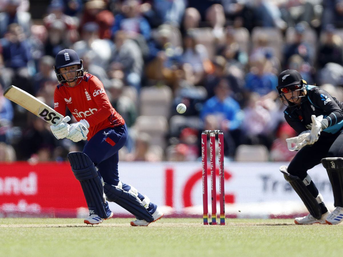 Danni Wyatt’s quickfire 76 leads England to victory against New Zealand