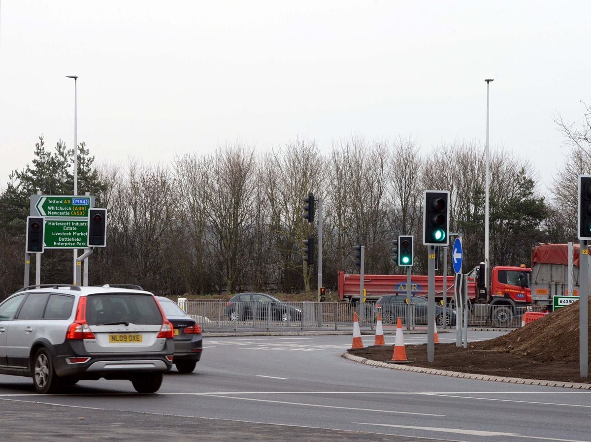 A5 at Shrewsbury reopens after police incident but severe delays