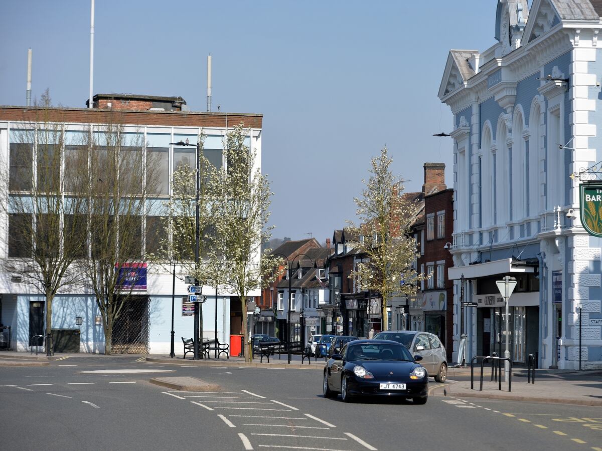 Huge Town Effort Sees 1000 Parcels Delivered To Newport Residents 5346