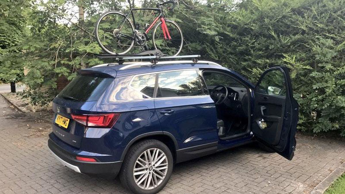 Seat ateca best sale roof bars