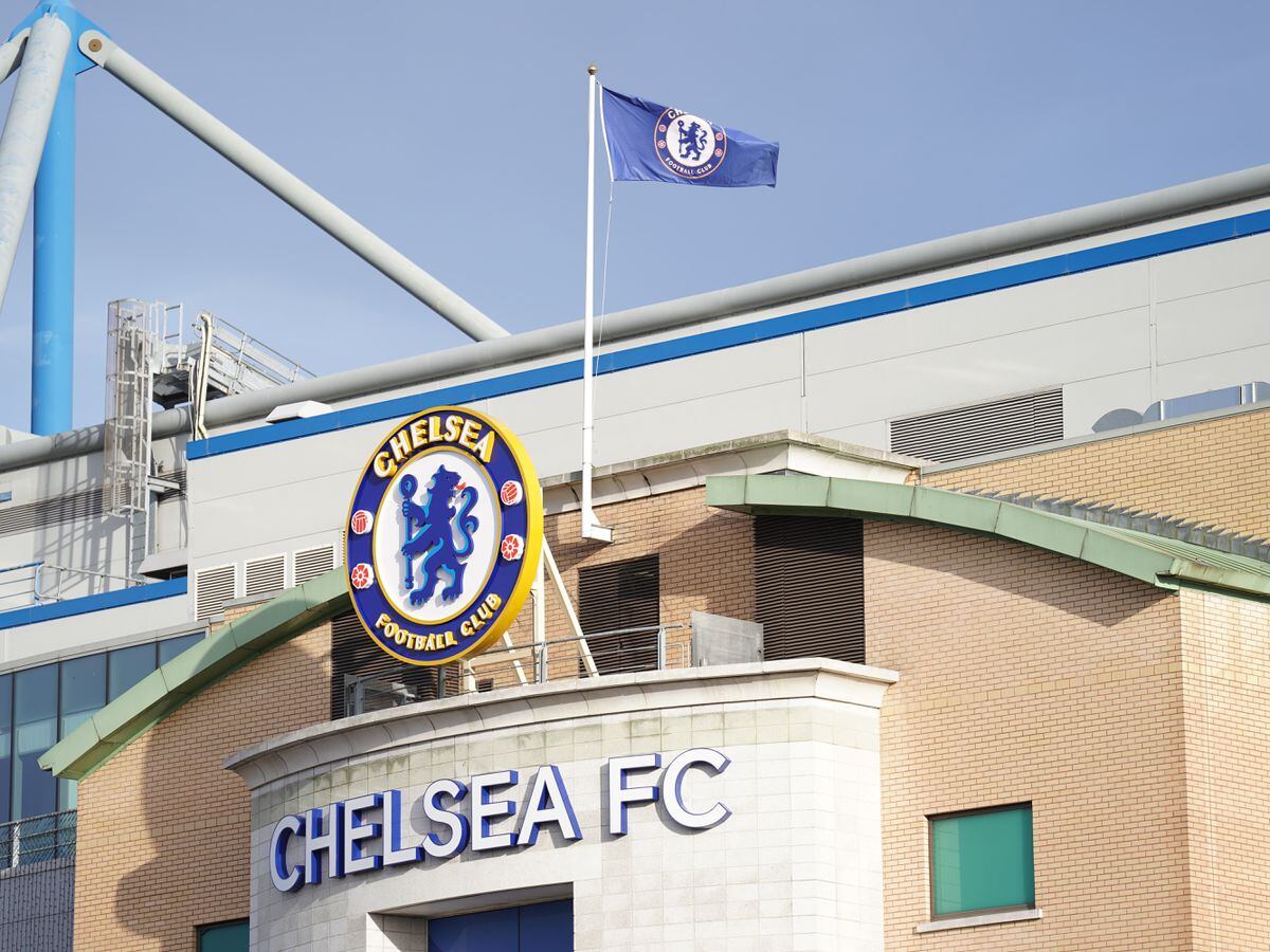 Chelsea Fan Gets Three-year Football Ban For Racist Gesture At Son ...