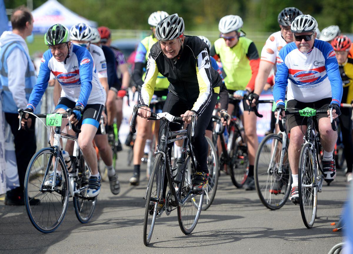 Hundreds take on Round the Wrekin Sportive challenge - with pictures ...