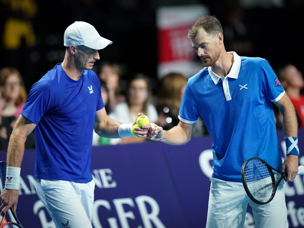 Andy Murray expects to team up with brother Jamie in Wimbledon doubles