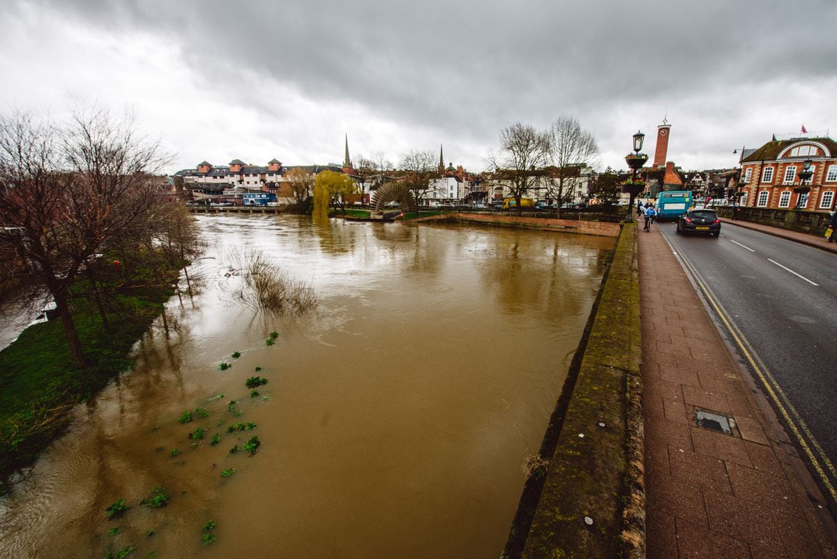 Flood barriers go up as alerts issued for Shropshire - with video and ...