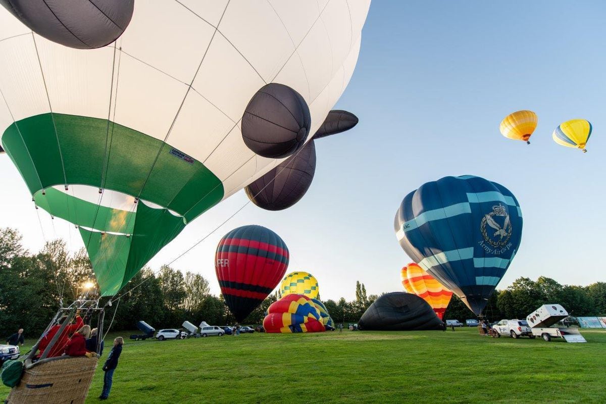 In pictures Telford Balloon Fiesta a hit with bumper crowds