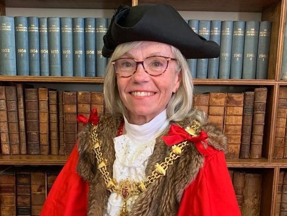 Bridgnorth Mayor Thought Her Coronation Invitation Was Spam