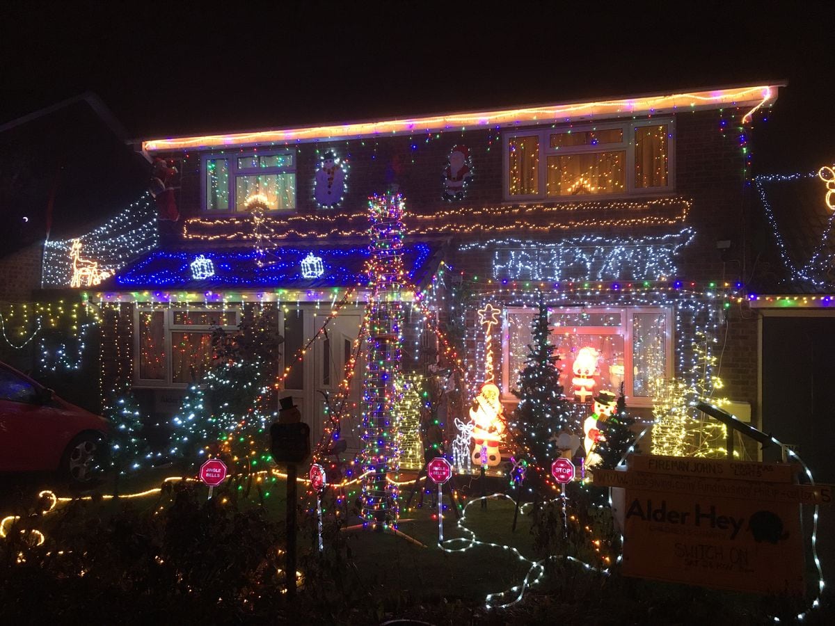 John's Spectacular Lights Raise Charity Cash 