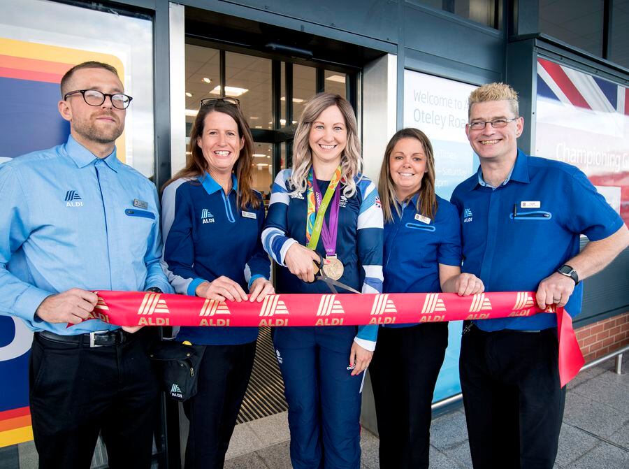 Olympic gold medal winner helps open Aldi's new Shrewsbury store