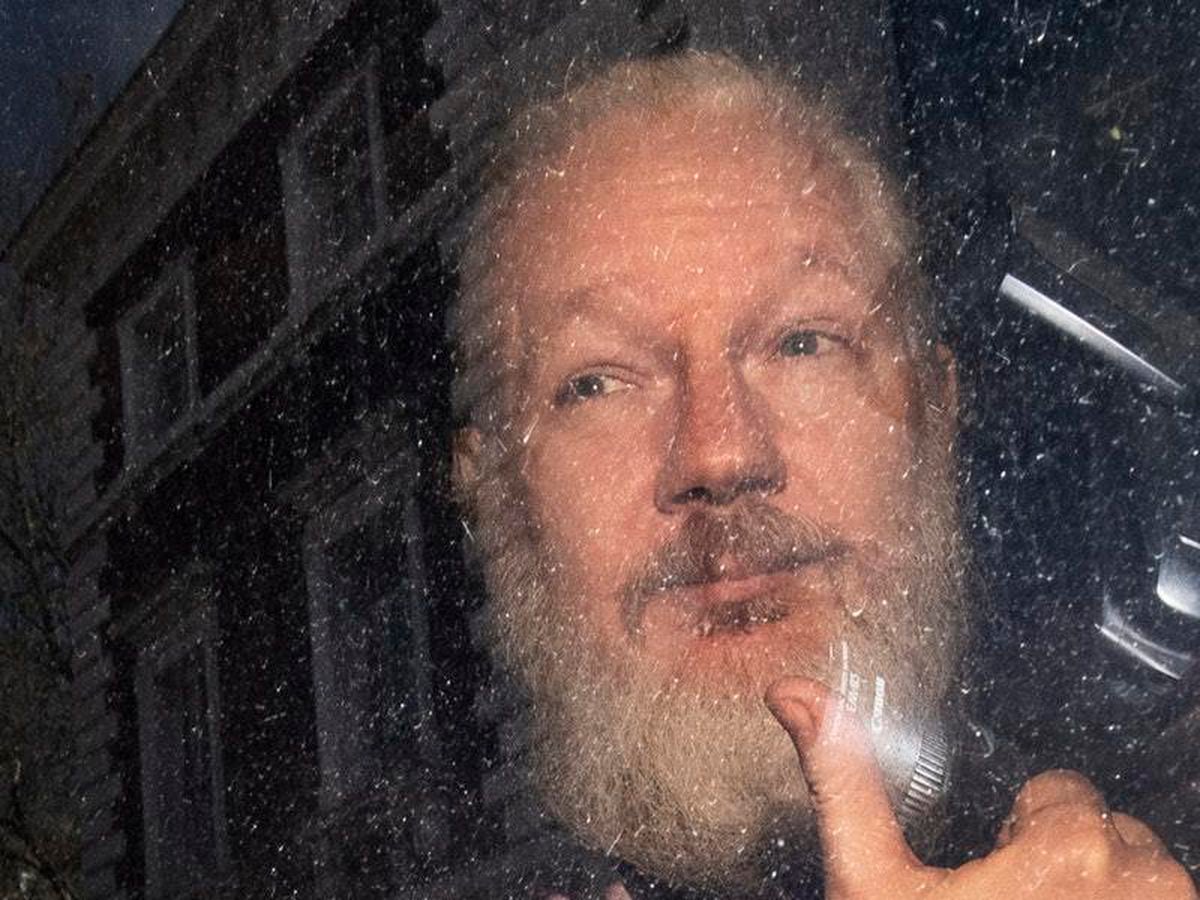 Julian Assange court hearing as fight against extradition to US