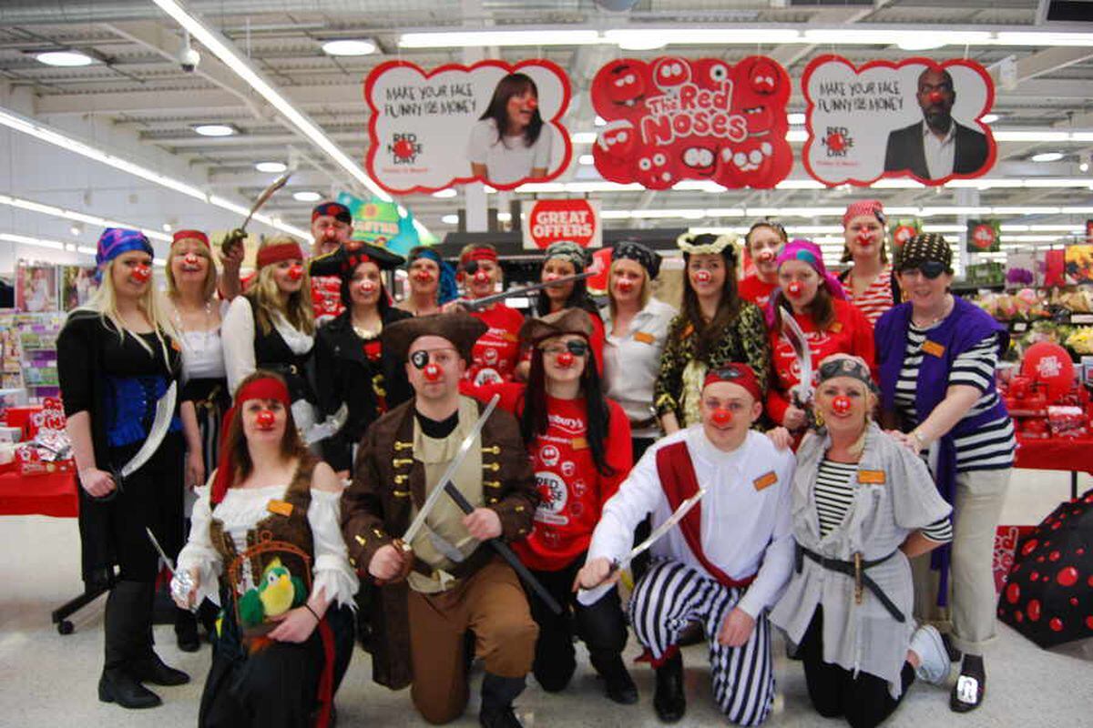 funny red nose day outfits