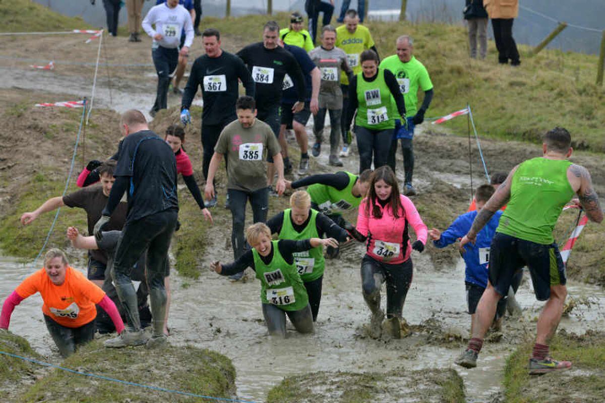 Pictures and video Hundreds brave cold weather for Buildwas Mud