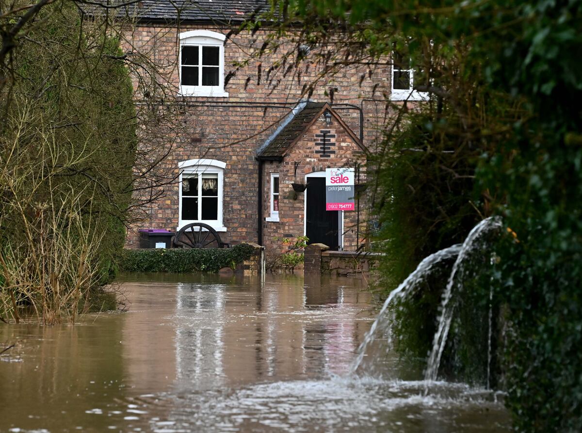 Flood Warnings Remain On Rivers In Shropshire As Waters Peak Moves