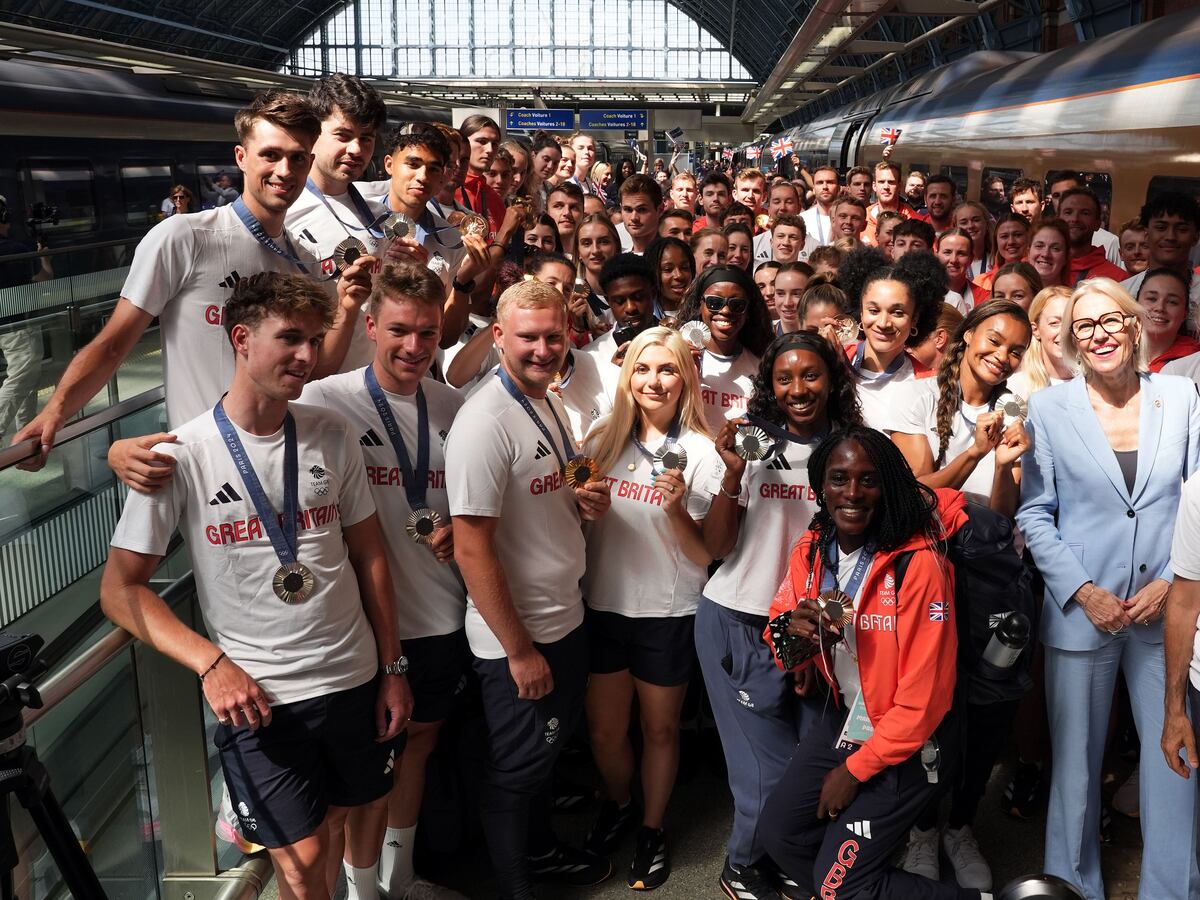 Team GB stars greeted by adoring fans on return home from Paris Olympics