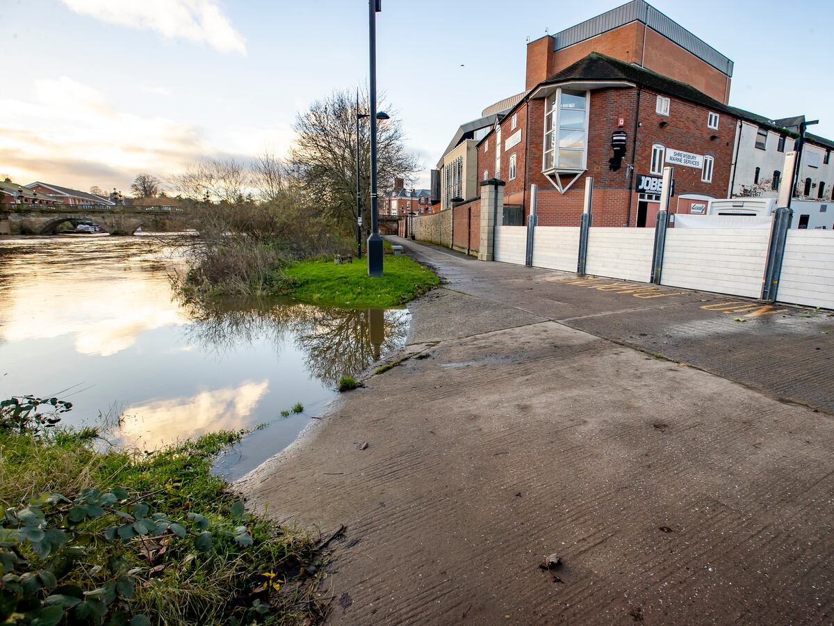 Peak Forecasts Updated As Bulge Of Water Heads Down The Severn In