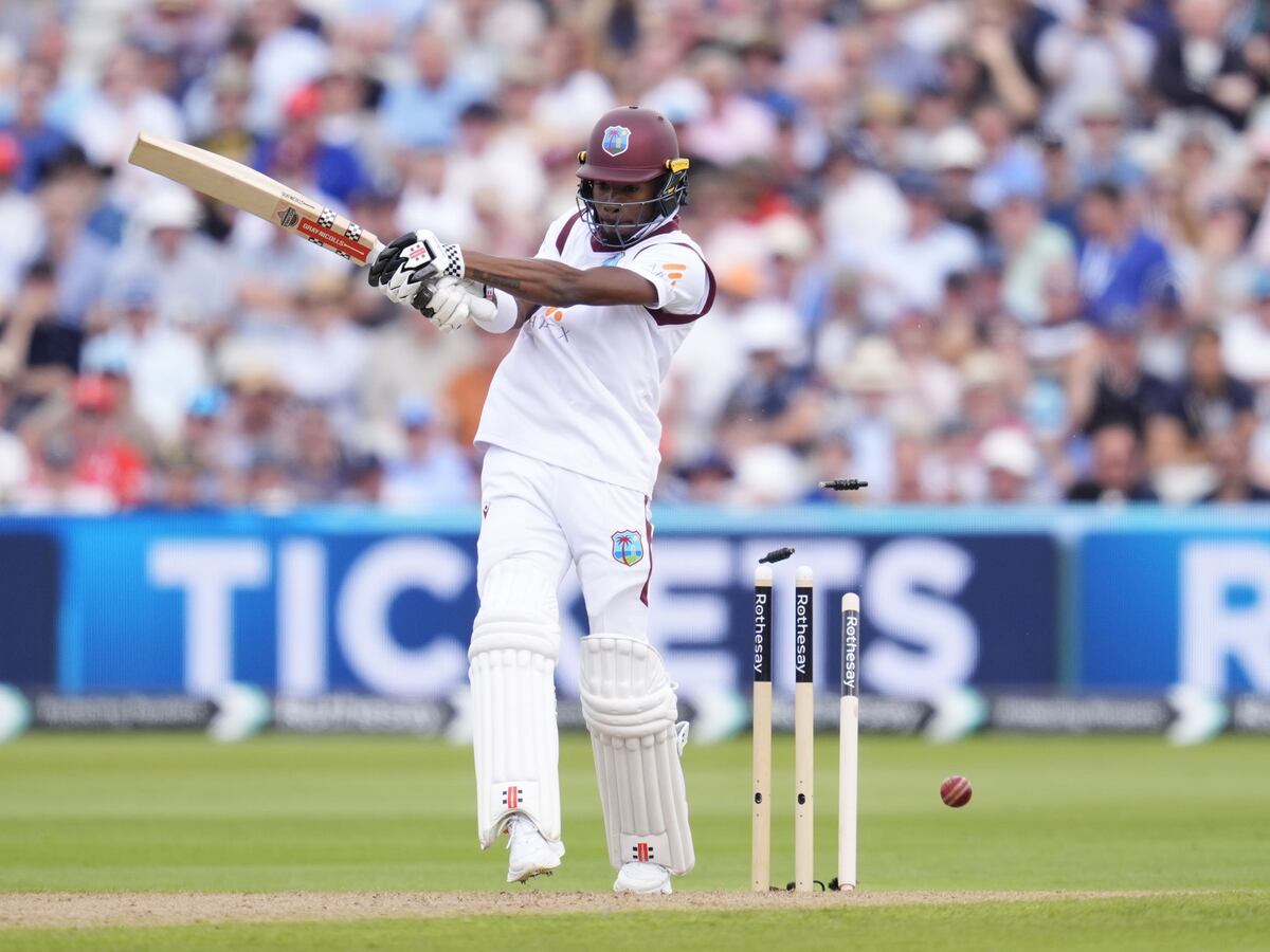 West Indies lose three quick wickets before lunch to hand England initiative