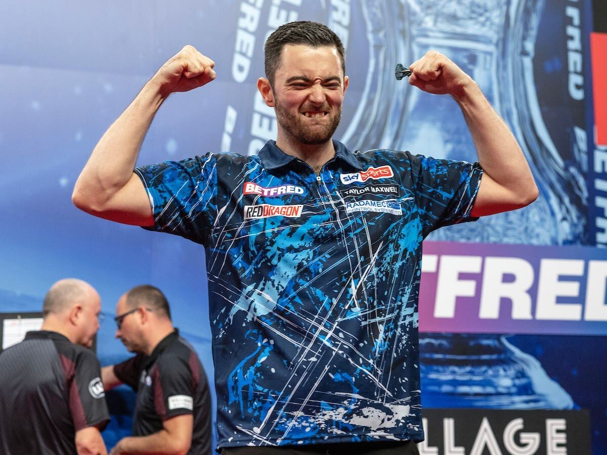 Luke Humphries beats Michael van Gerwen to win World Matchplay title