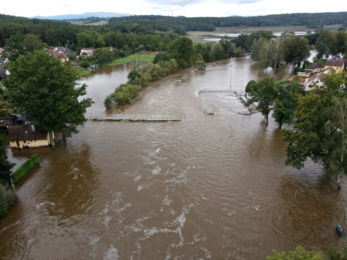 Rising rivers threaten southern Poland as flooding recedes elsewhere in Europe