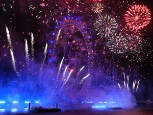 Fireworks over London Eye for New Year’s celebrations