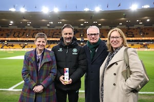 Wolves Foundation Community Captain Louisa Craig is pictured with Wolves Head Coach Vitor Pereira, West Midlands Mayor Richard Parker and Claire Sumner, Chief Policy & Corporate Affairs Officer with the Premier League.