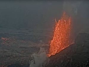 Hawaii's Kilauea volcano erupting on January 15